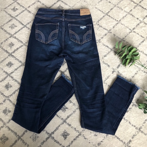 Distressed high waisted skinny jeans - Picture 2 of 2